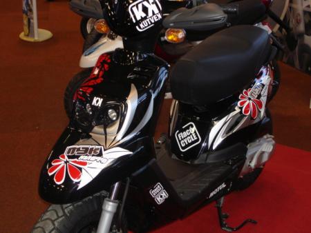 scoot